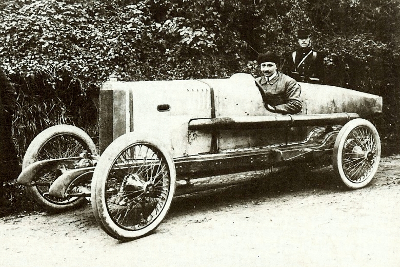 Leon Molon at the wheel of his 1913 Hispano-Suiza during the 1913 Gaillon hill-climb
