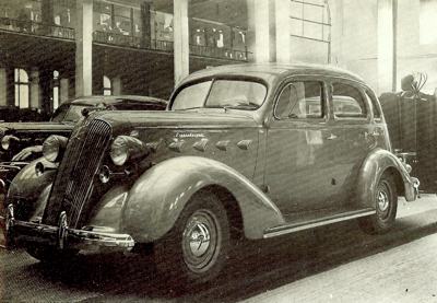 Graham six-cylinder being exhibited at the 1936 Paris Show