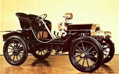 1904 Pierce Twin-Cylinder Roadster