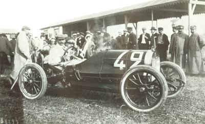 Rolland-Pilain pictured at the start of the 1908 Voiturette Grand Prix of the Automobile Club de France