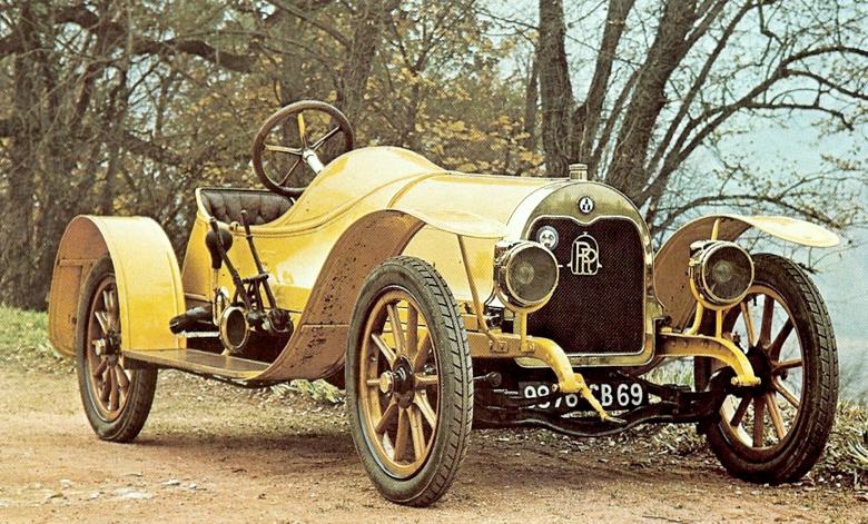 1909 Rolland-Pilain two-seater runabout, which was fitted with a 2100cc four-cylinder engine