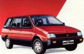 1984 Mitsubishi Space Wagon