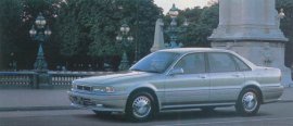 1990 Mitsubishi Eterna Sava