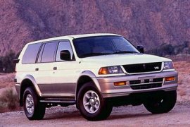 1998 Mitsubishi Montero Sport LS