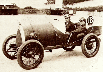 Cushman's Brescia Bugatti prior to the 1922 200-mile race at Brooklands