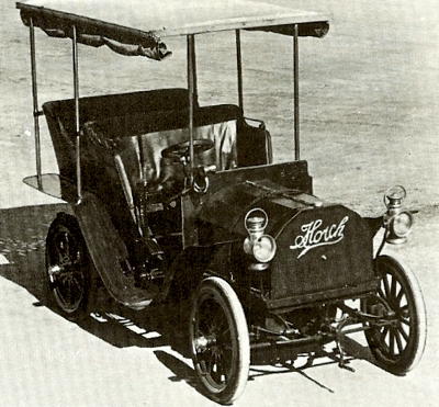 1900 Horch twin-cylinder Tourer
