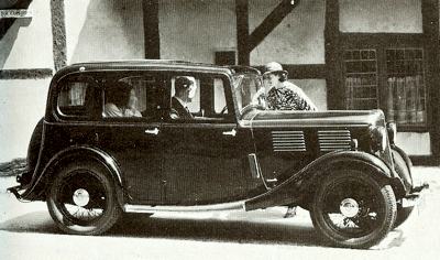 1935 Standard 9 hp 4-door sedan